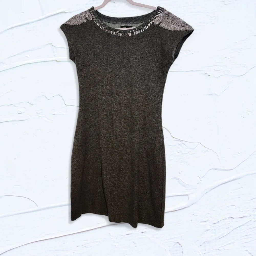 Elegant Gray Women's Dress With Embroidery - Picture 2 of 4